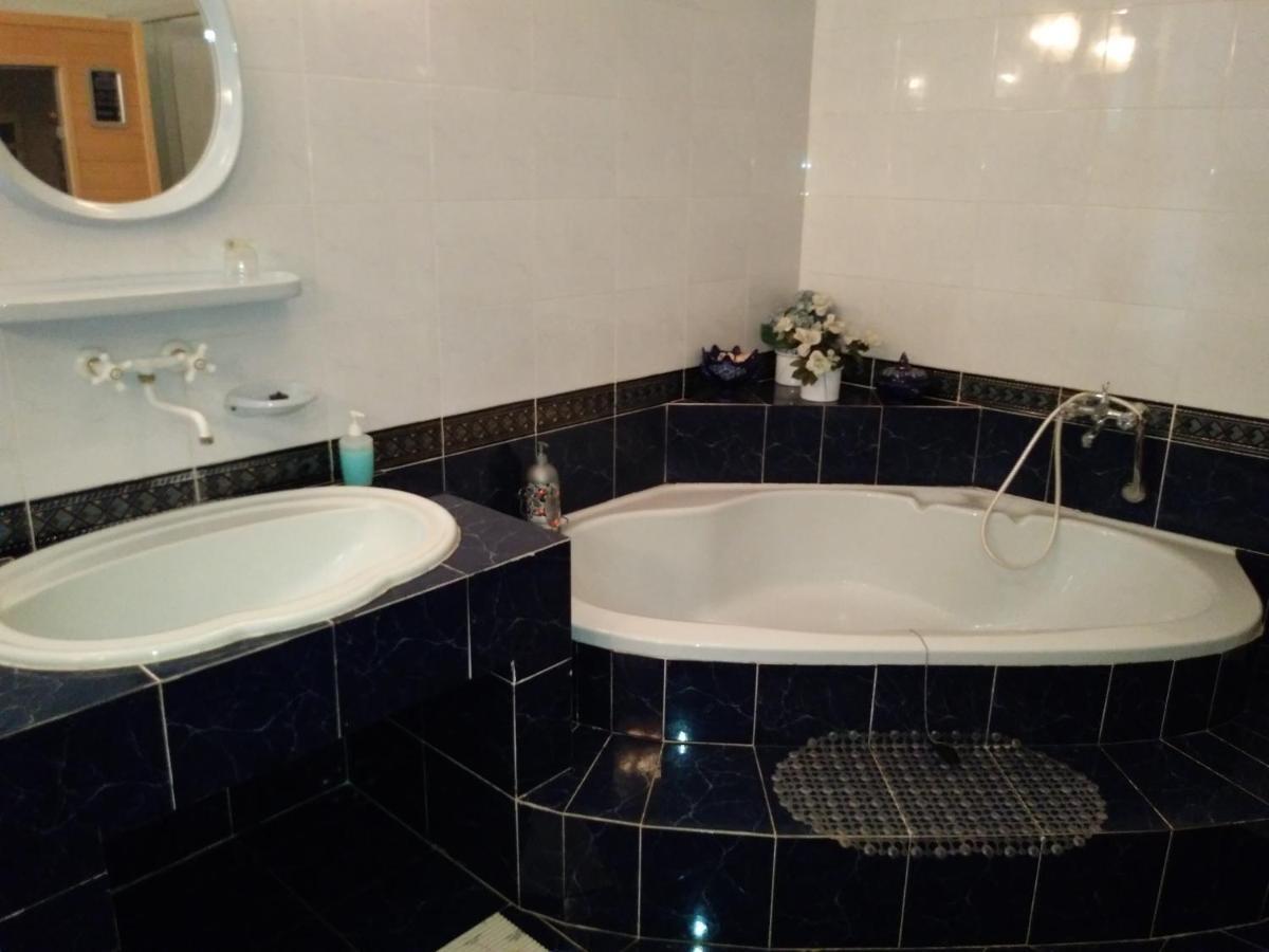 Hotel Balogh vendegház Szeged Esterno foto